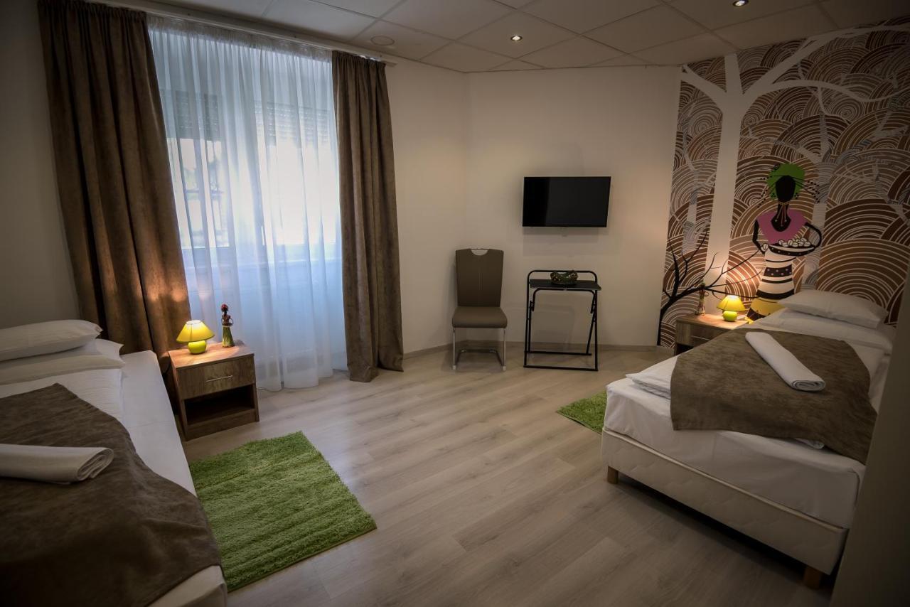 Mokka Apartman Szeged Exterior photo