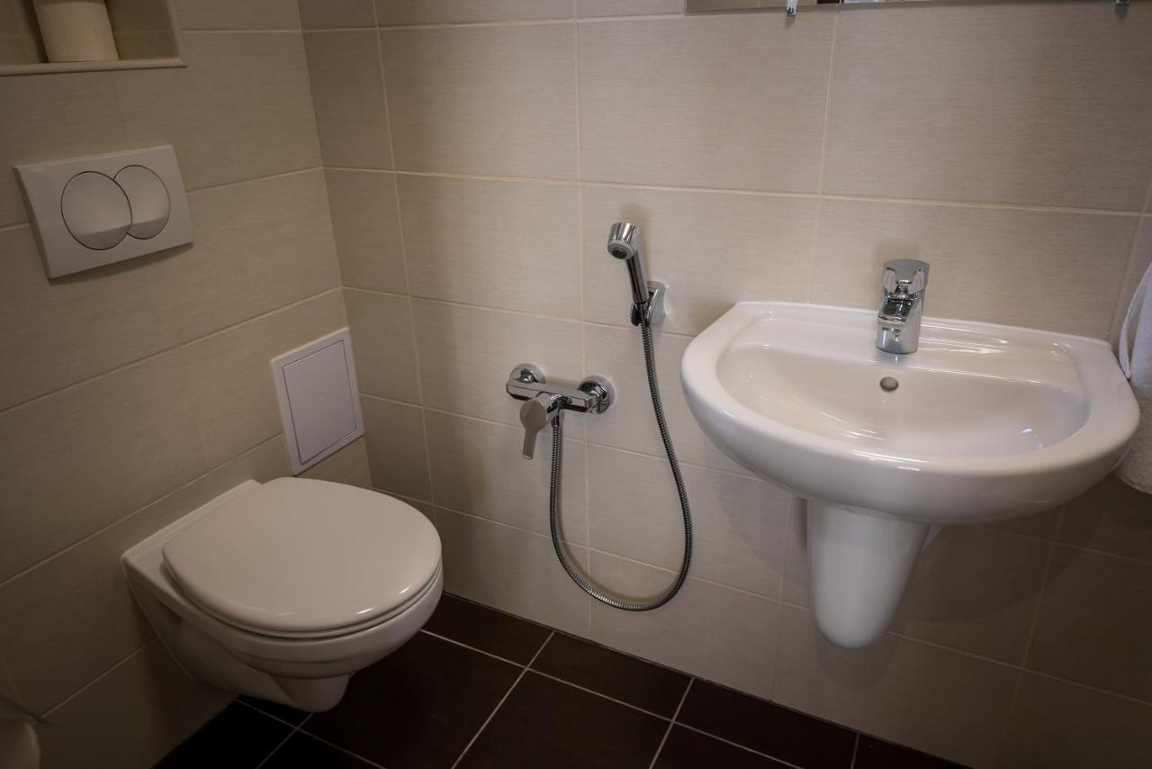 Mokka Apartman Szeged Exterior photo