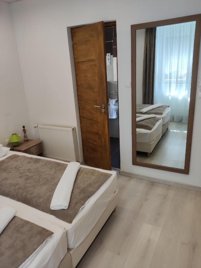Mokka Apartman Szeged Exterior photo