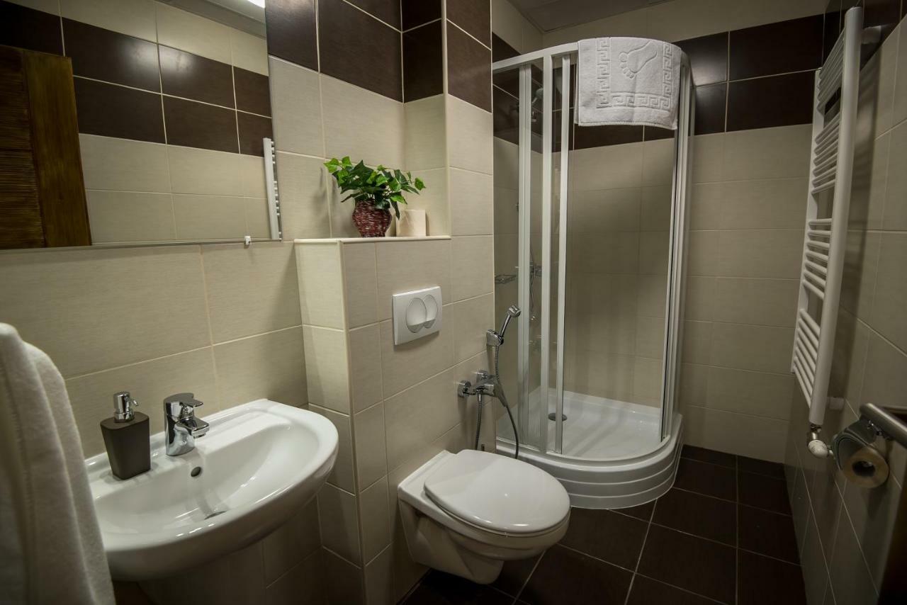 Mokka Apartman Szeged Exterior photo